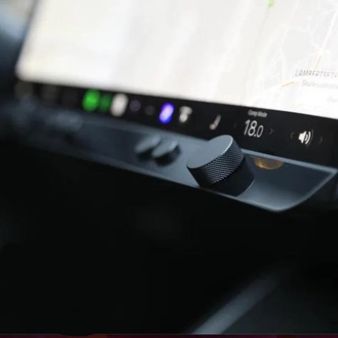Hovedbilde CTRL-BAR Tesla Model 3 & Y